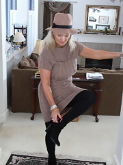 Naughty American mature lady getting ready to play